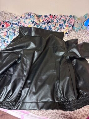 Women's Black Faux Leather Jacket with Elastic Hem